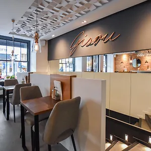 Hotel 29 Lepic, Paris